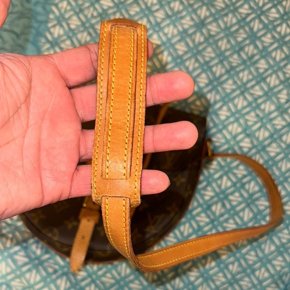 Louis Vuitton Brown Monogram Crossbody Bag with Saddle Shape - Picture 2 of 11